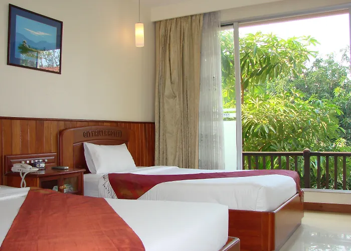 Hotel River