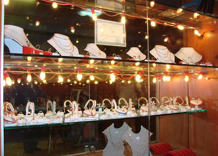 Hotel River 4*