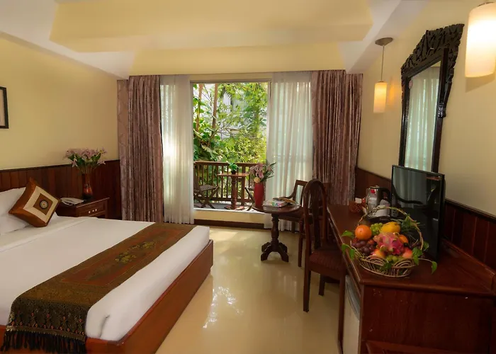 Hotel River